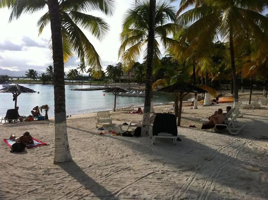 Apartment Appart. T2 De Luxe +Jacuzzi, Vue Mer Et Cote Plage Le Gosier
