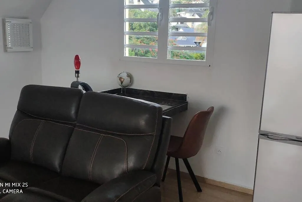 Appart. T2 De Luxe +Jacuzzi, Vue Mer Et Cote Plage Le Gosier